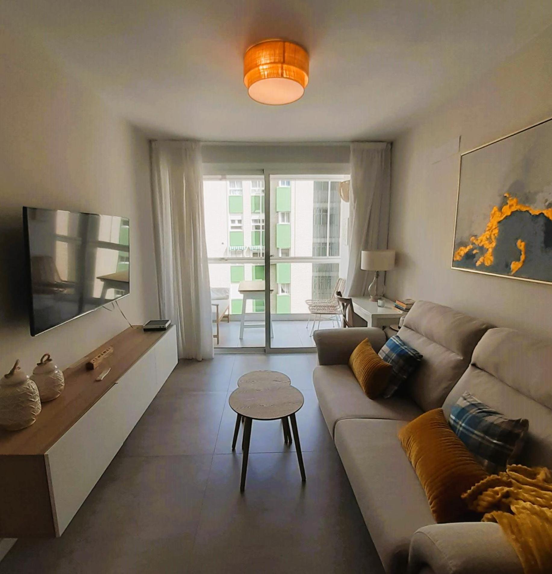 Mendoza A Un Paso De La Playa Apartment Malaga Luaran gambar