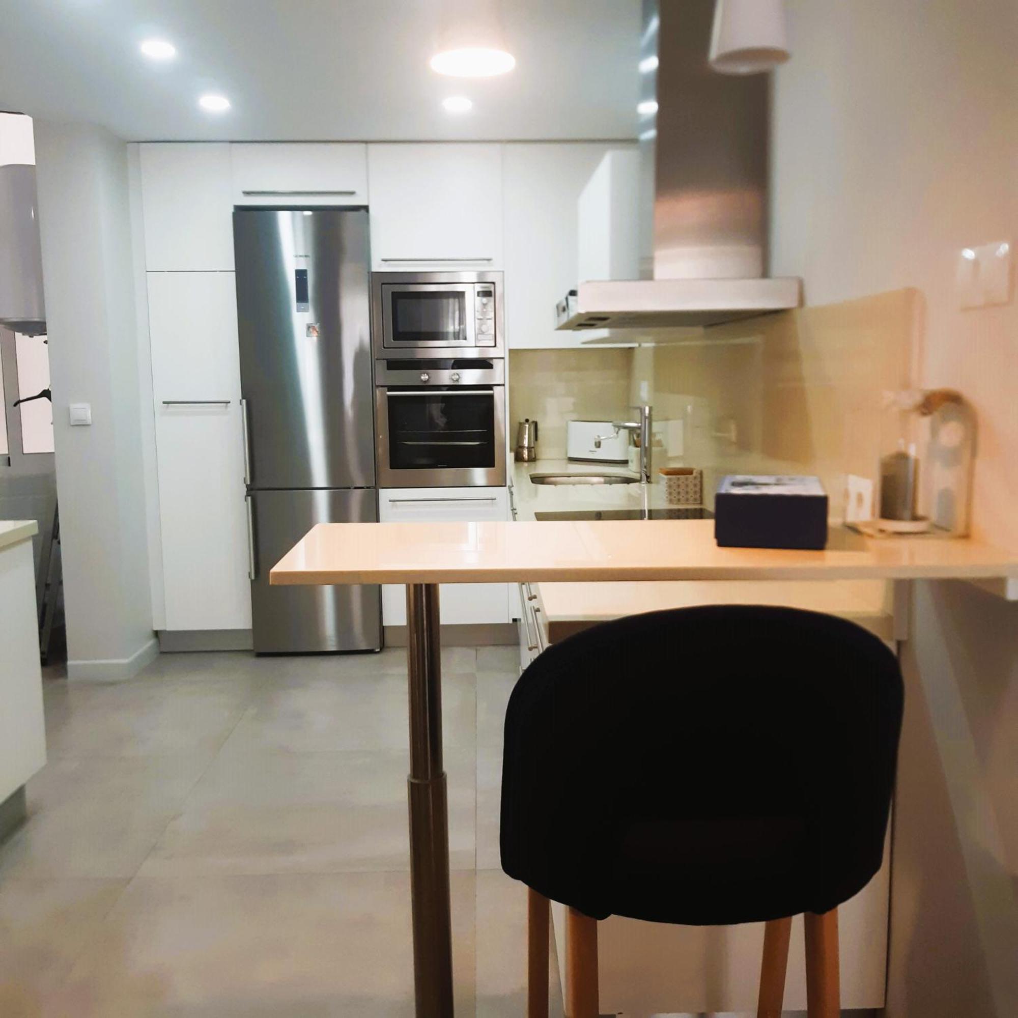 Mendoza A Un Paso De La Playa Apartment Malaga Luaran gambar
