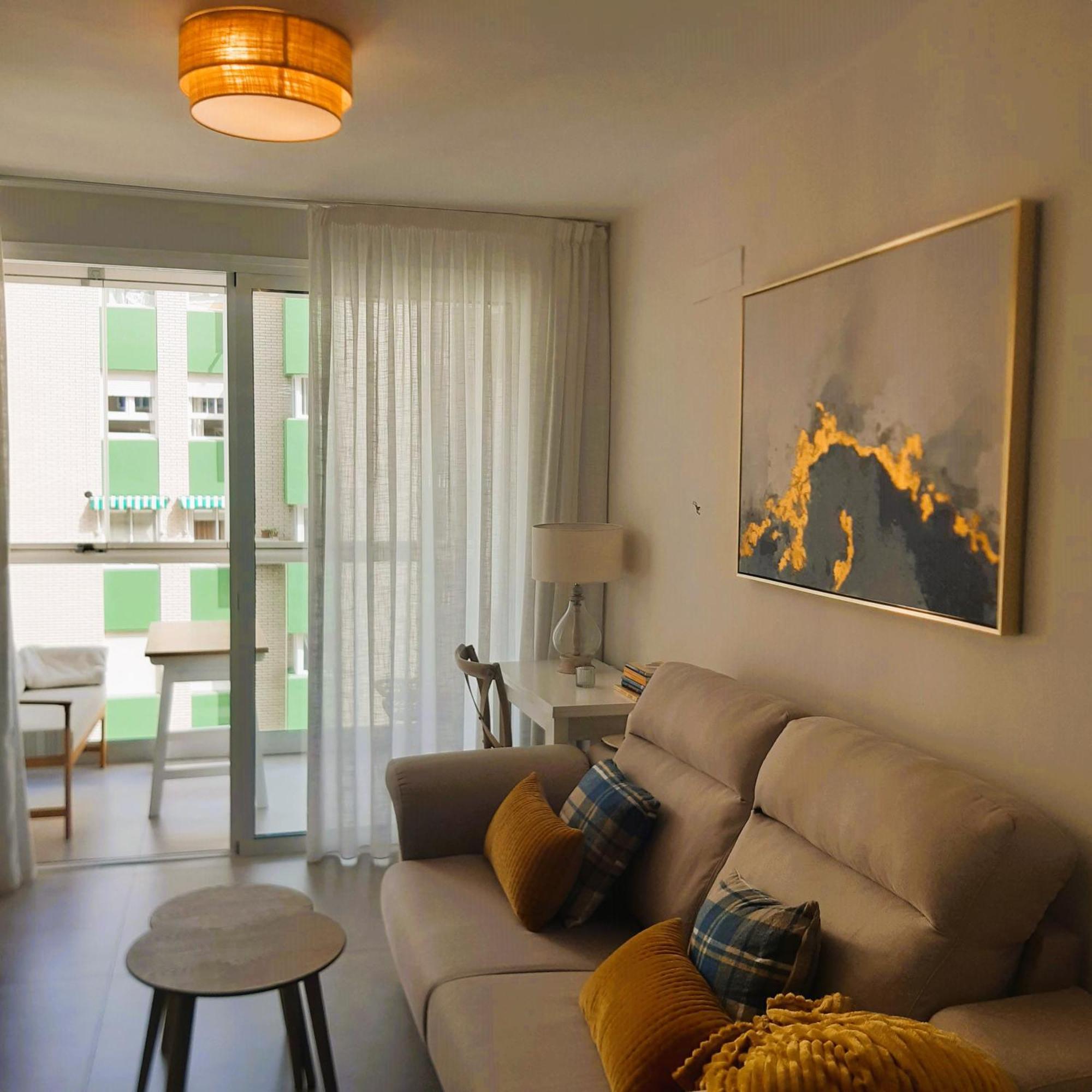 Mendoza A Un Paso De La Playa Apartment Malaga Luaran gambar