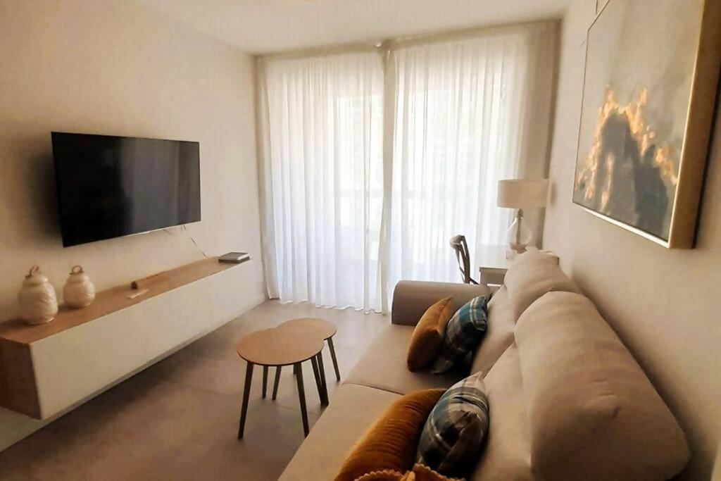 Mendoza A Un Paso De La Playa Apartment Malaga Luaran gambar